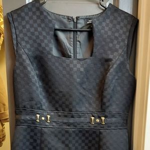 Tahari dress Square Neck Blk ~ 10